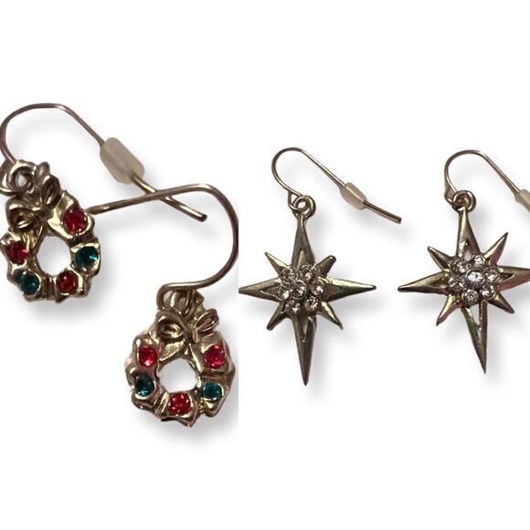 🤯5/$20🤯 NWOT Set of 2 Christmas Festive Holiday Earrings - Picture 1 of 3